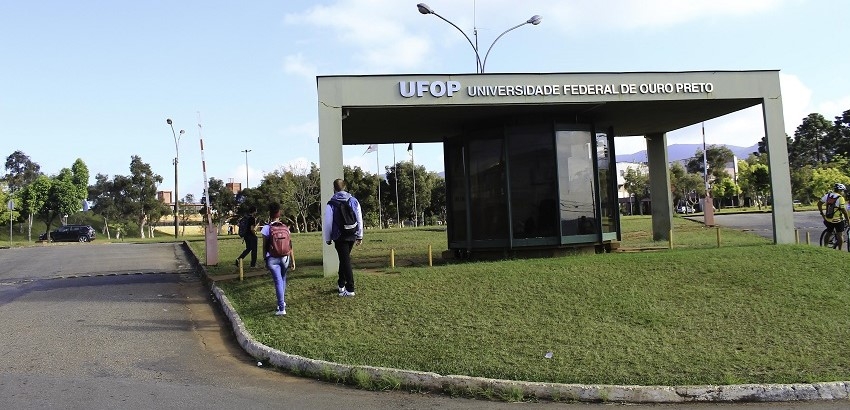 Novo perfil dos ingressantes dos cursos presenciais de graduação das Universidades Públicas Federais