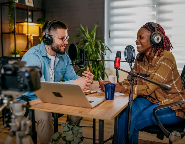 PRÊMIO COMUNICAÇÃO EM REDE Comunicação que transforma o cooperativismo O Prêmio Sicredi Comunicação em Rede reconhece jornalistas e comunicadores que amplificam a informação sobre cooperativismo de crédito no Brasil.