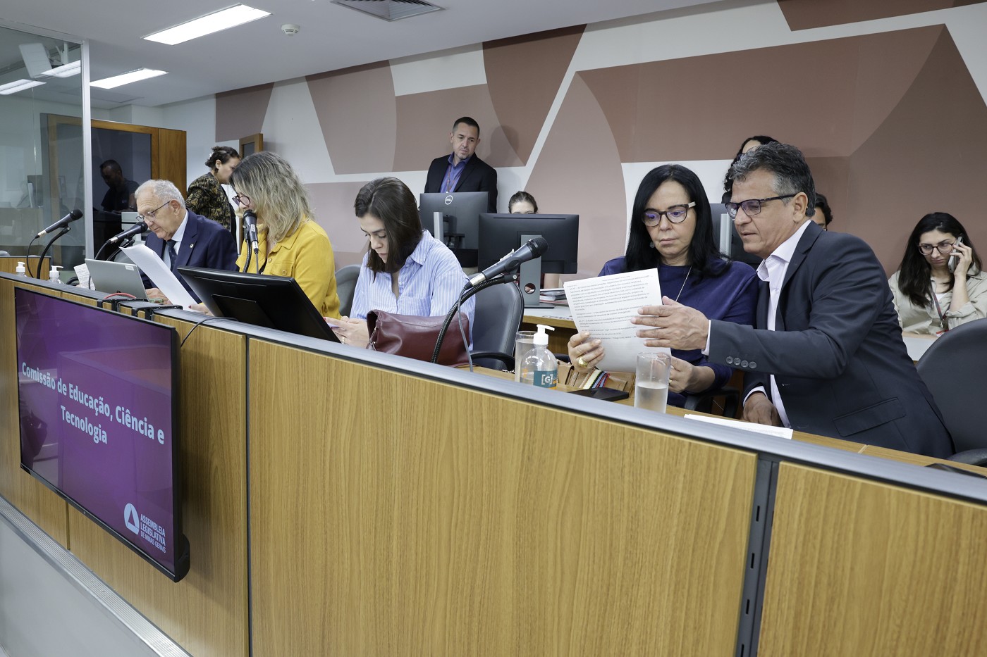Plenário da Assembleia Legislativa de Minas Gerais durante a tramitação do projeto que cria o Polo da Bioeconomia do Médio Piracicaba.